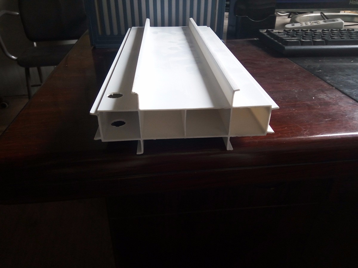 曲靖立面拉缝板 (1)150MM宽拉缝板
